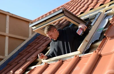 Pose de fenêtres de toit Velux à Vatteville